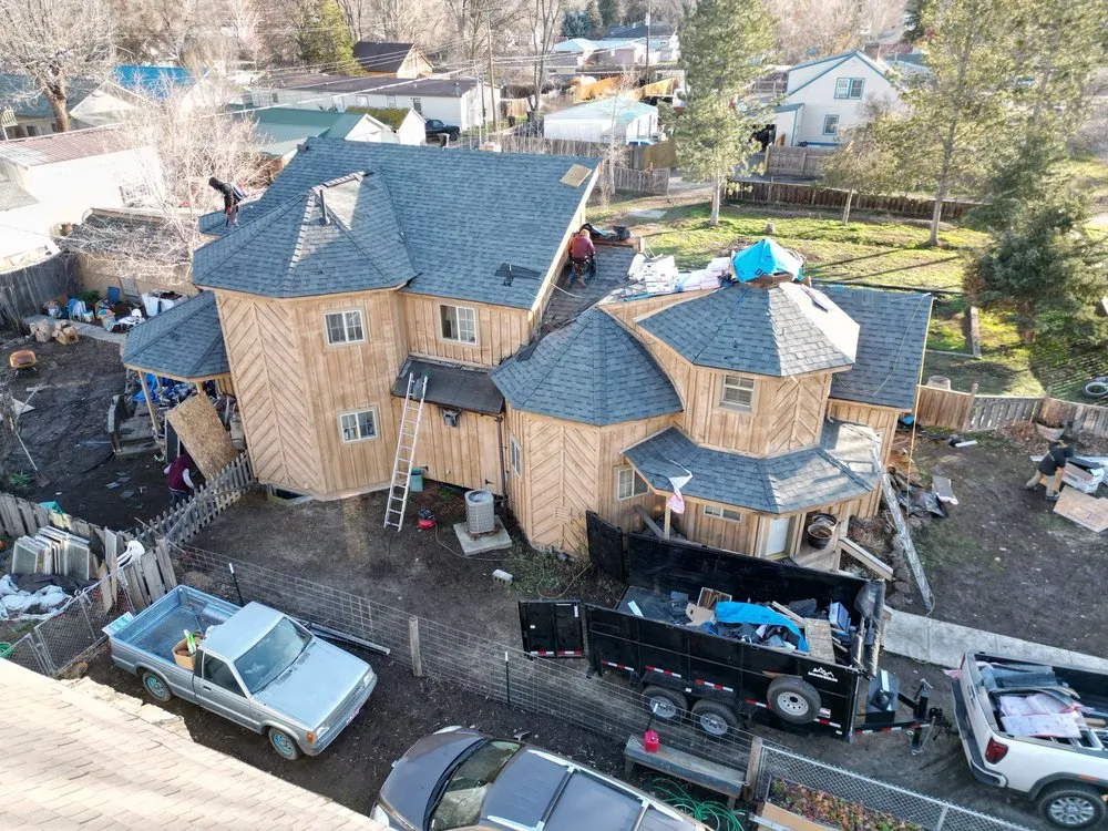 Slide of Recon Roofing & Solar