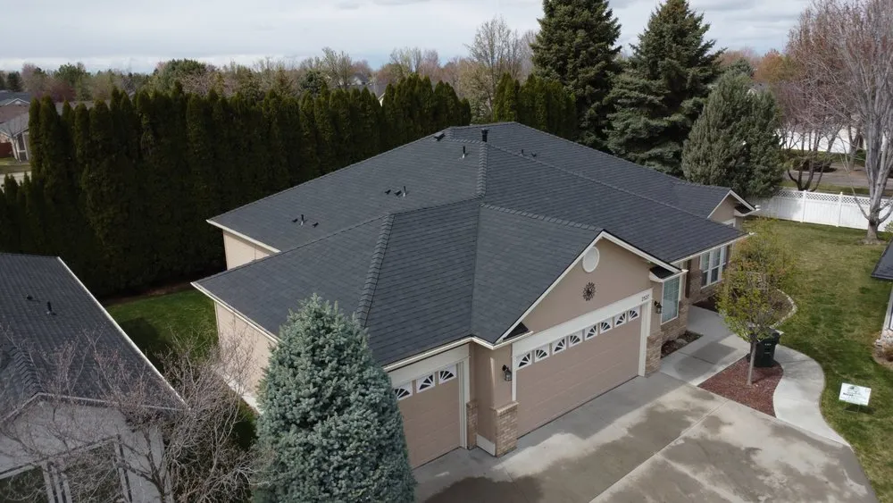 Slide of Recon Roofing & Solar