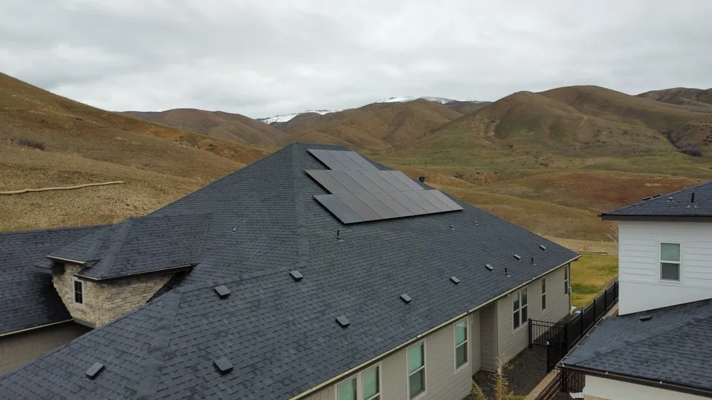 Slide of Recon Roofing & Solar