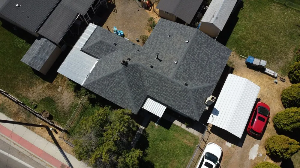 Slide of Recon Roofing & Solar