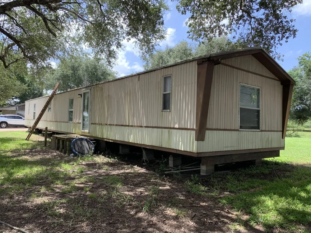 Slide of Recon Services