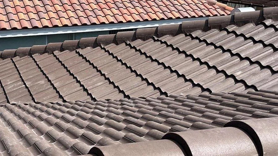 Slide of Red Apple Roofing