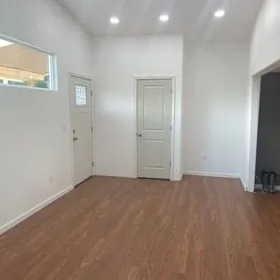 Slide of Red Framing & Remodeling