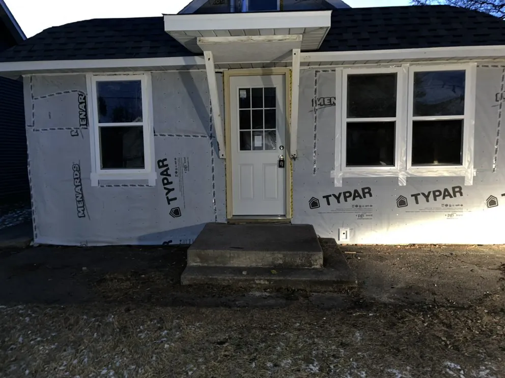 Slide of Red Line Construction and Remodeling