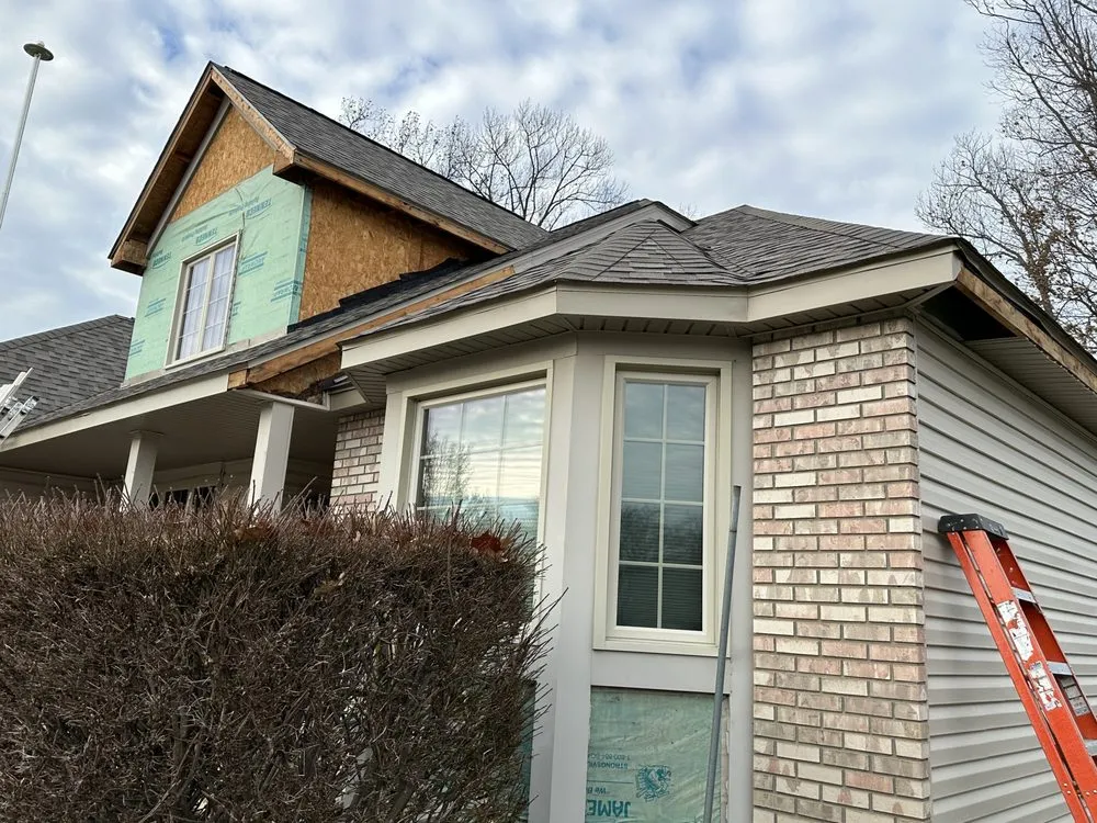 Slide of Red Lion Contracting