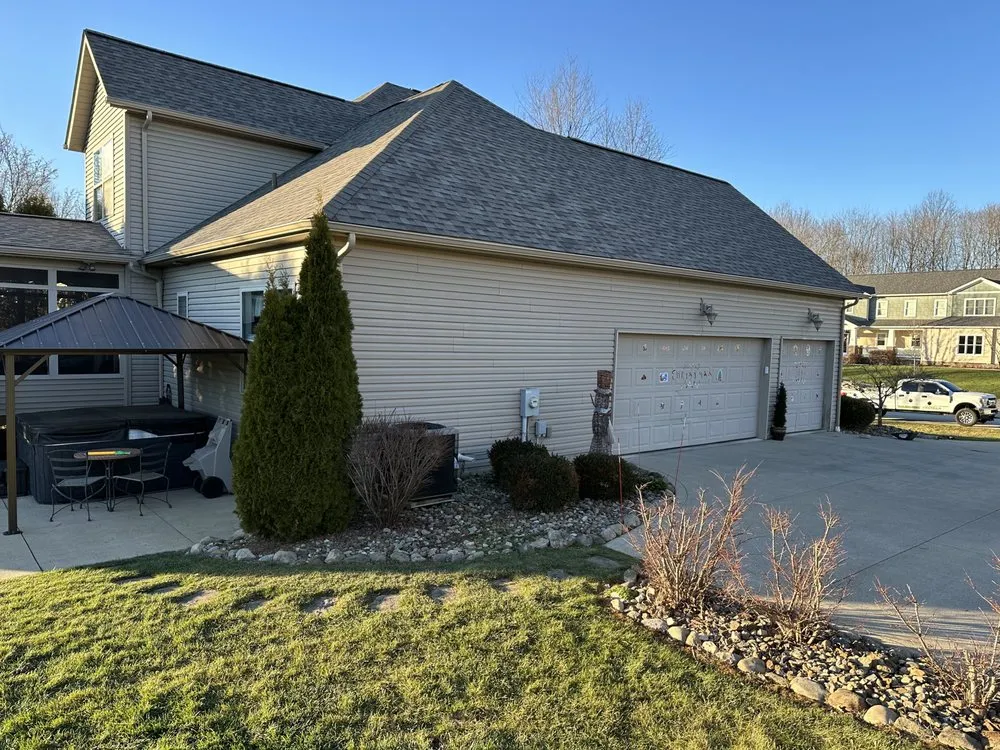 Slide of Red Lion Contracting