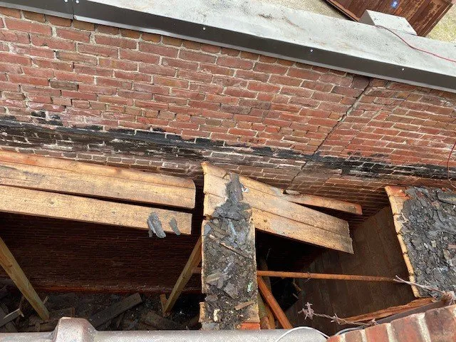 Slide of Red Maison Construction