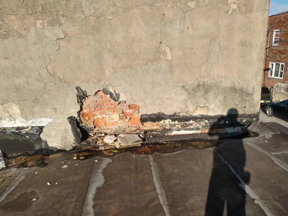 Slide of Red Maison Construction