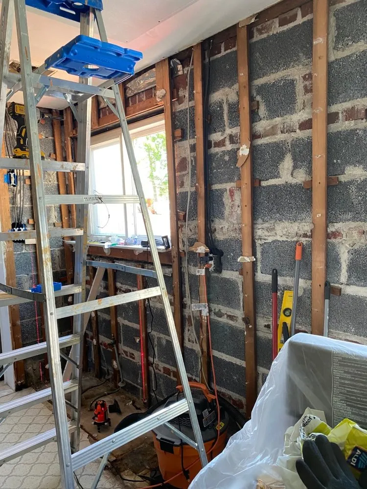 Slide of Red Maison Construction