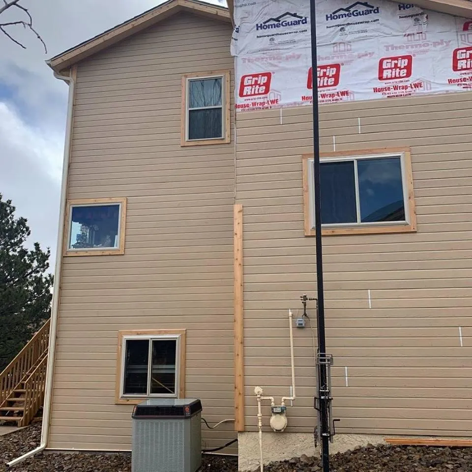 Slide of Red Oak Exteriors