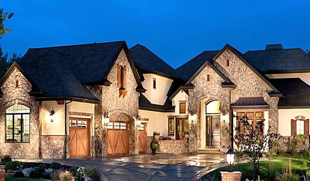 Slide of Red River Roofing and Exteriors