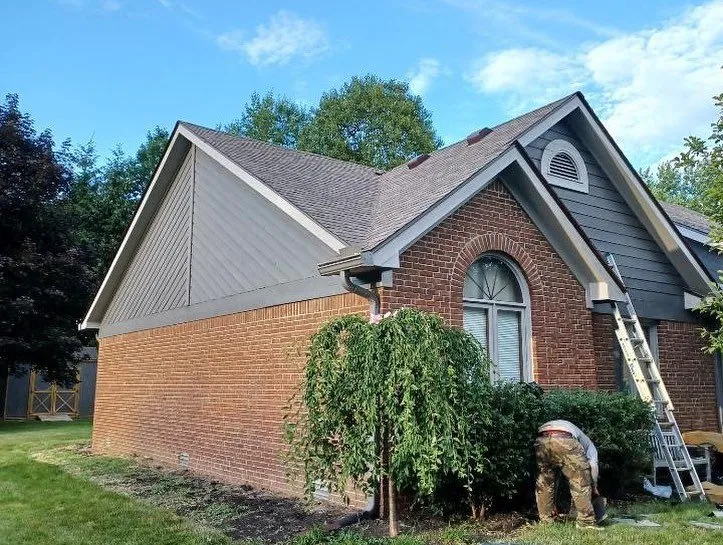 Slide of Red Sail Roofing
