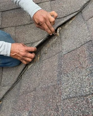 Red Sail Roofing Logo