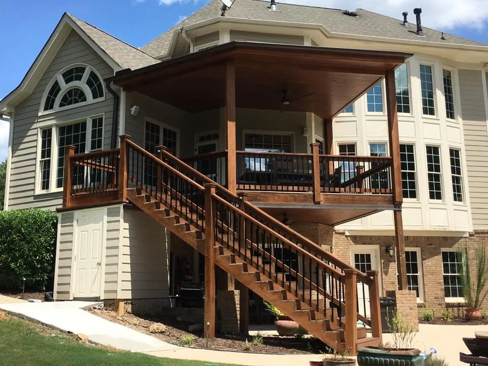 Slide of Red Top Roofing & Exteriors