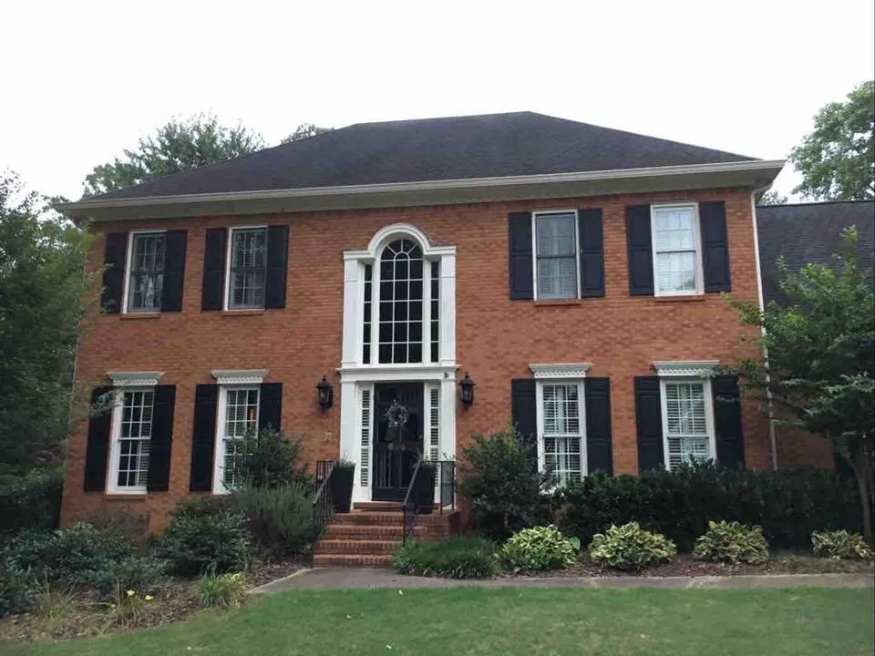 Slide of Red Top Roofing & Exteriors