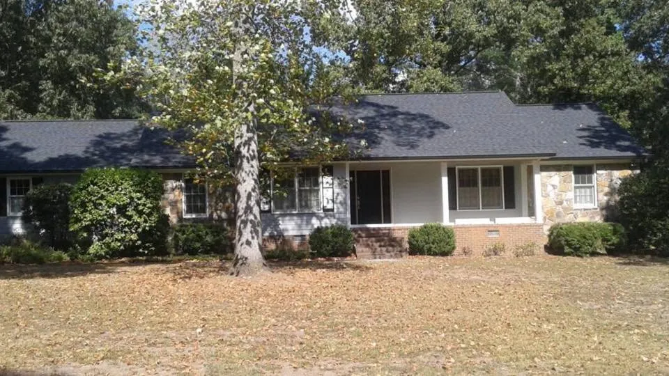 Slide of Red Top Roofing & Exteriors