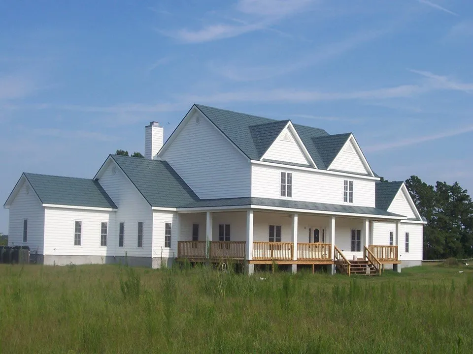 Slide of Red Top Roofing and Exteriors