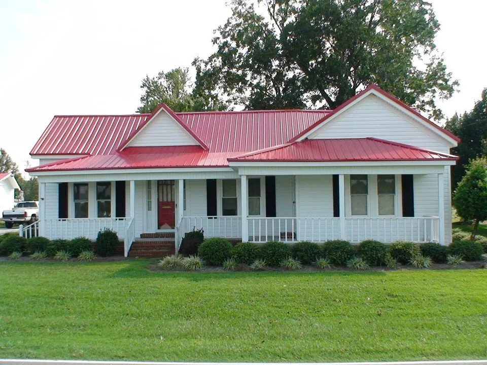 Slide of Red Top Roofing and Exteriors