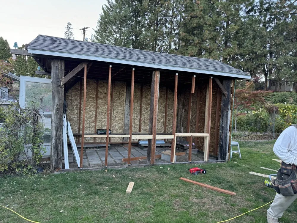 Slide of Red Widow Construction