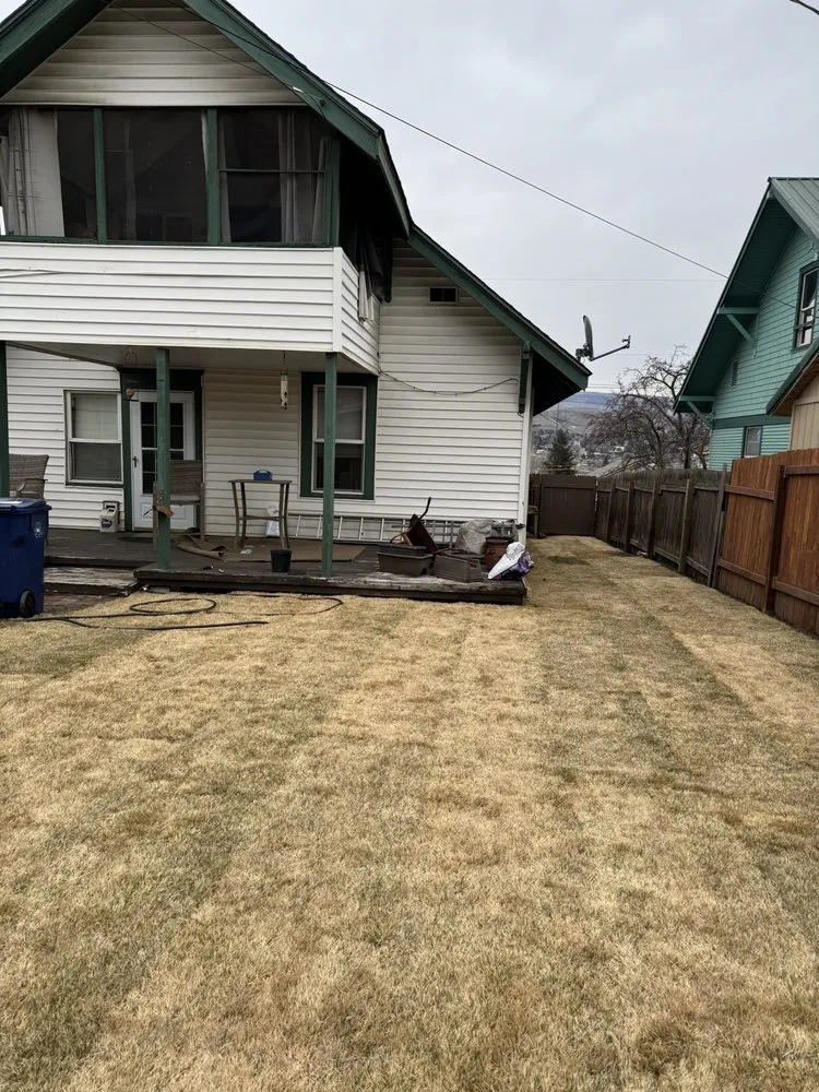 Slide of Red Widow Construction