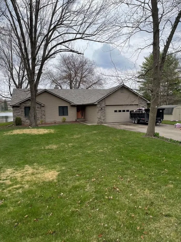 Slide of Red Wolf Roofing