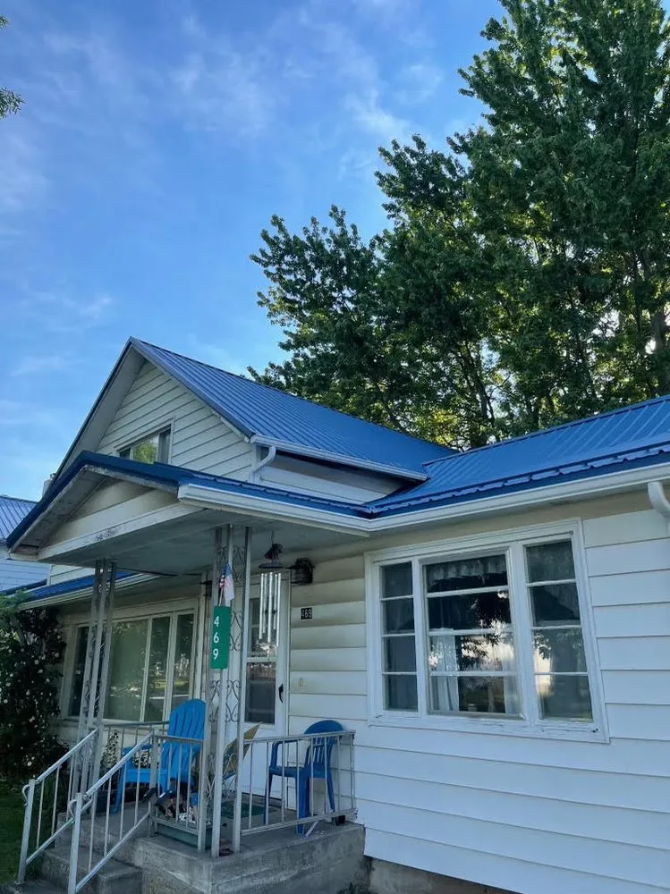 Slide of Red Wolf Roofing