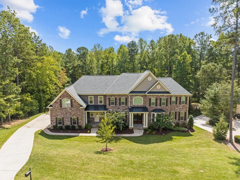 Slide of Red Wolf Roofing