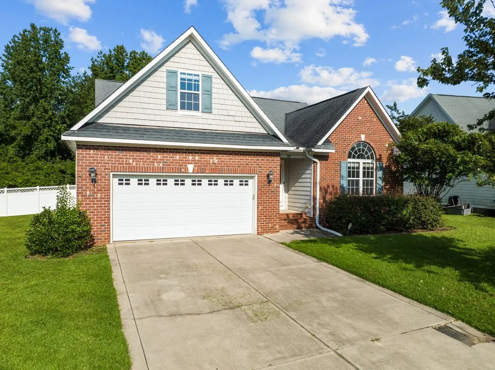 Slide of Red Wolf Roofing