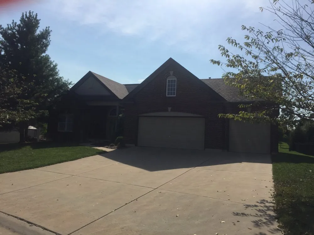 Local roof repair in St. Louis, MO - Redbird Roofing & Exteriors