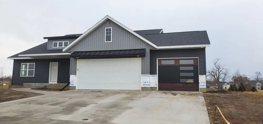 Slide of RedStar Builders