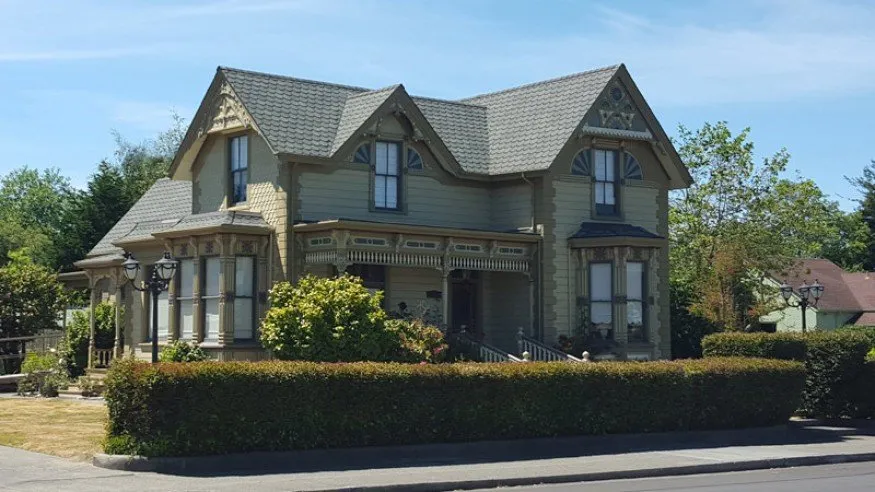 Slide of Redwood Empire Roofing