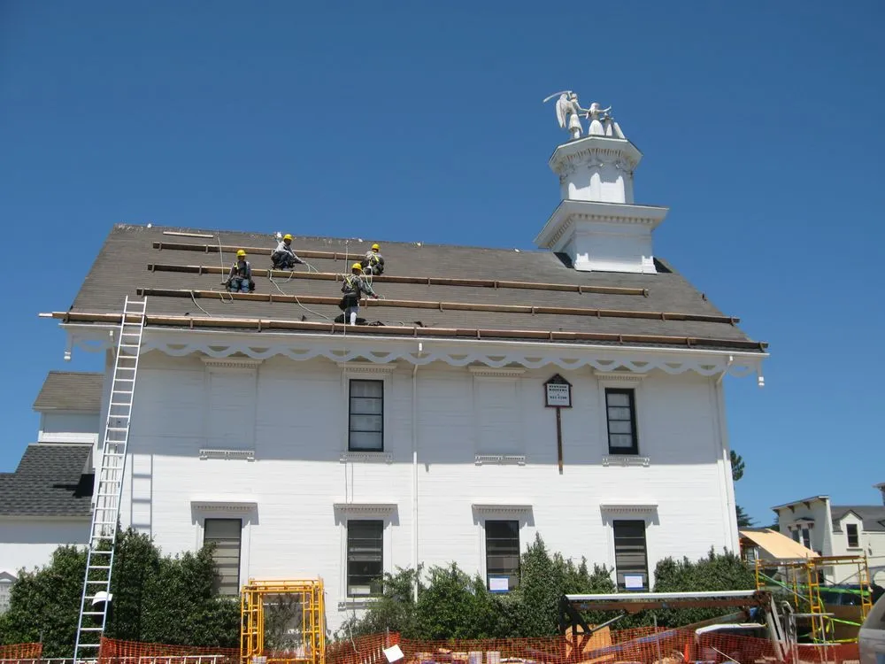 Slide of Redwood Roofers