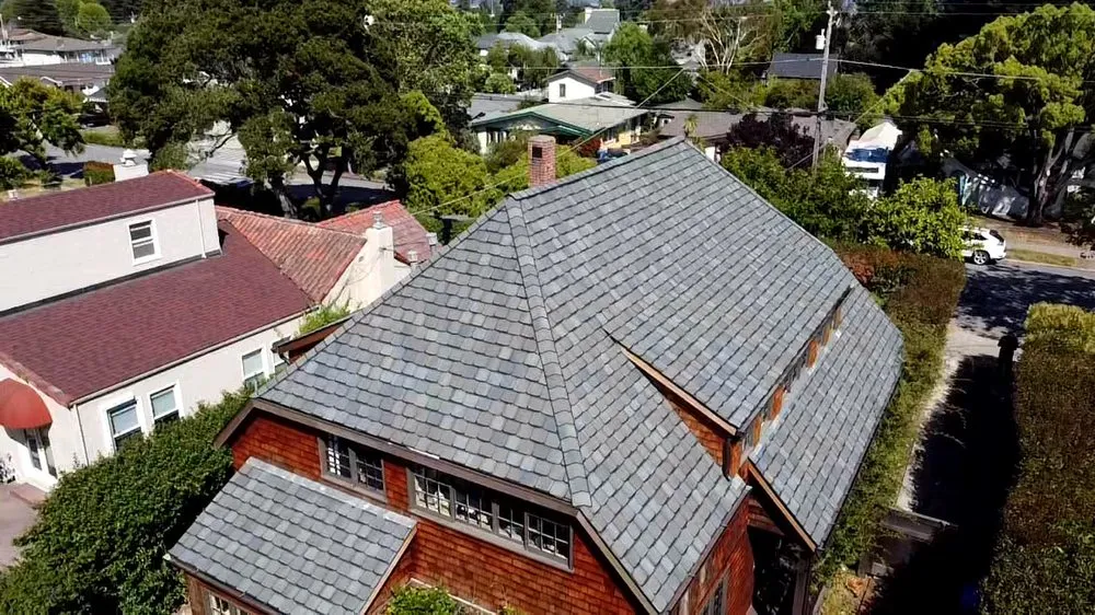 Slide of Redwood Roofing