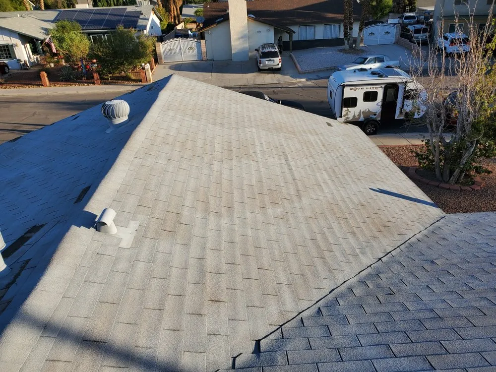 Slide of Redz Roofing