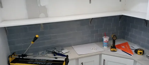 Reeds Home Improvement Service's Logo