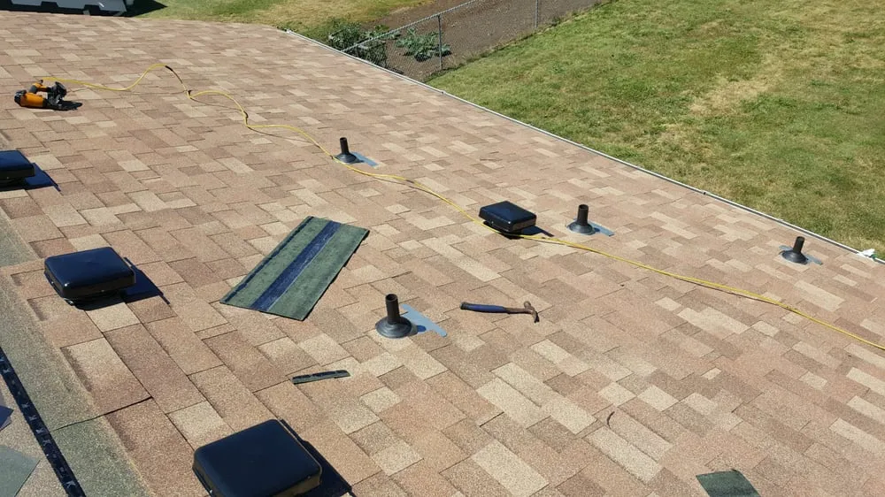 Slide of Reed's Roofing & Remodel