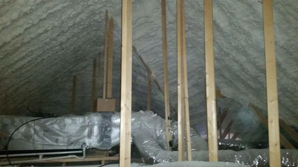 Local roof replacement for residential properties across Belfry, KY - Reed's Sprayfoam Insulation