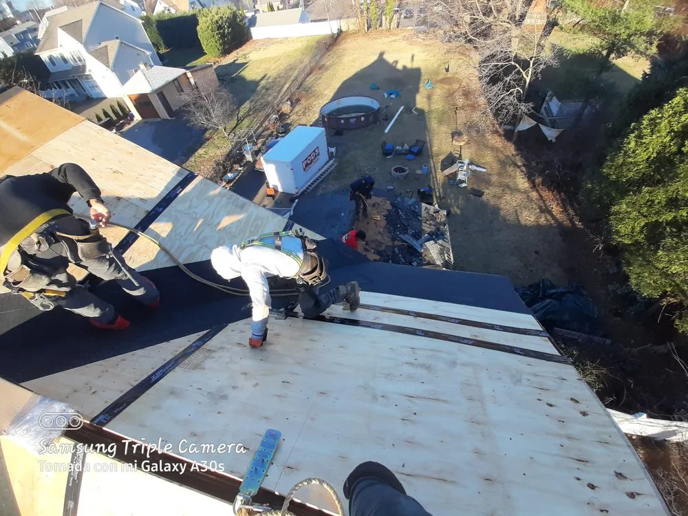 Slide of Reemplazo De Techo Reparacion