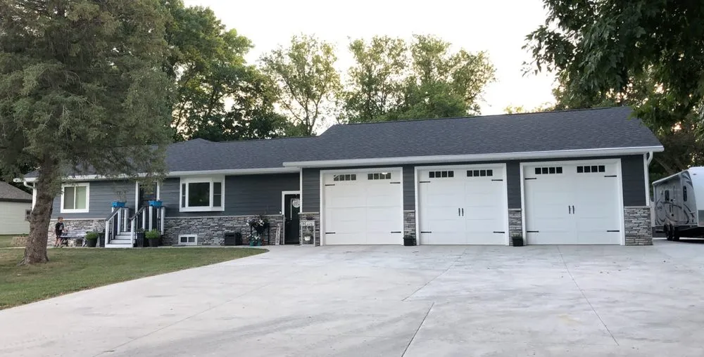 Slide of Rees Builders