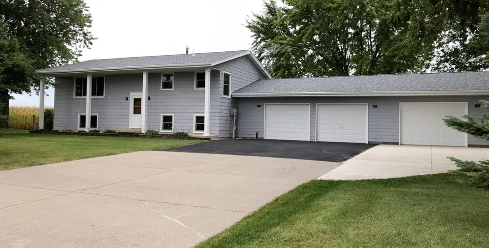 Slide of Rees Builders