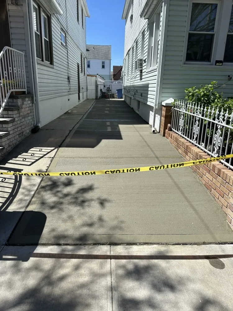 Slide of Reet & S Construction