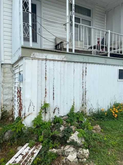 Slide of Reeves N Sons