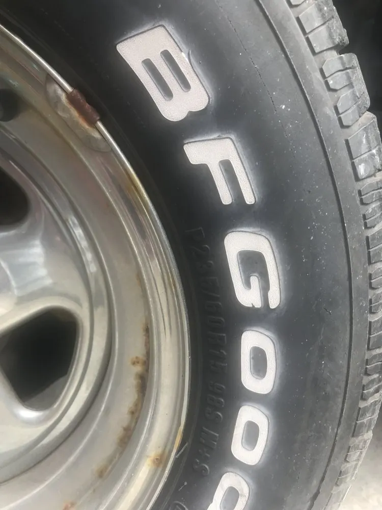 Slide of Reeves Roofing