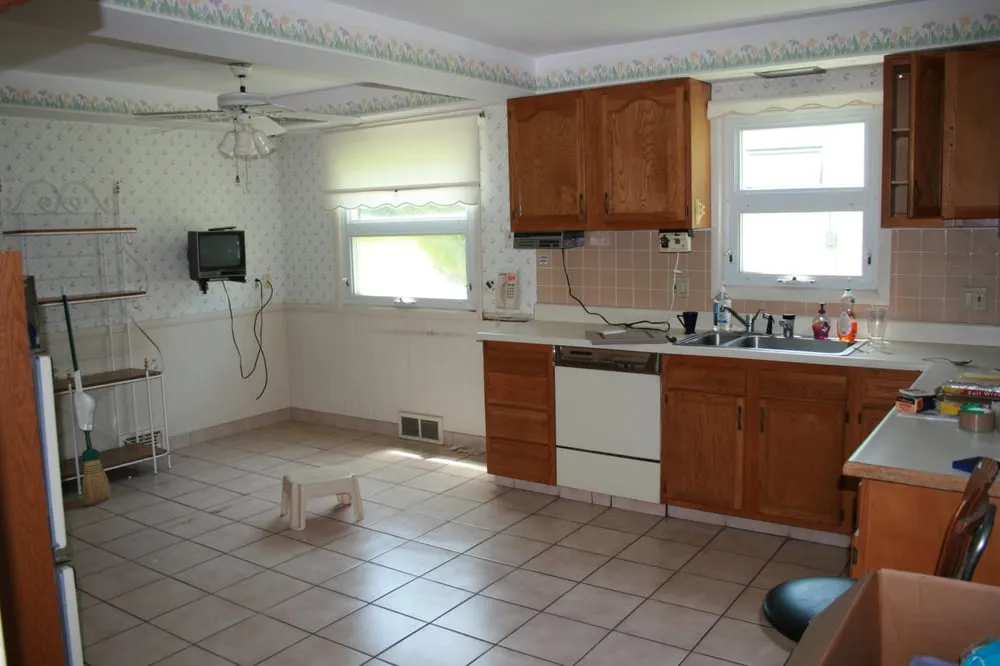 Slide of Regency Design & Build