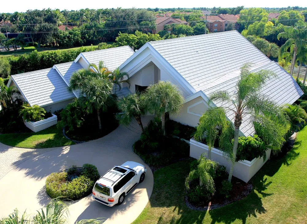 Slide of Regency Roofing Shakemasters