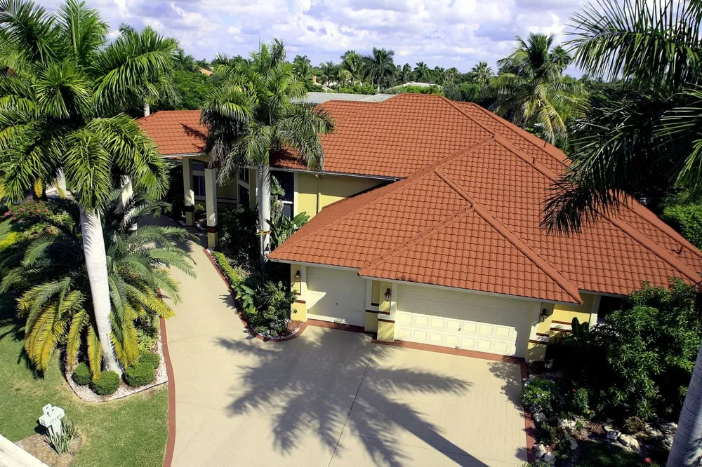 Slide of Regency Roofing Shakemasters