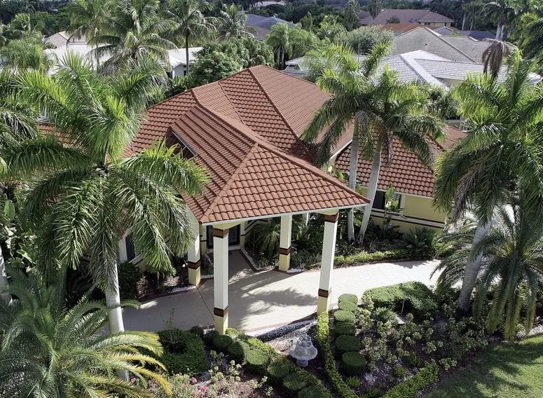 Slide of Regency Roofing Shakemasters