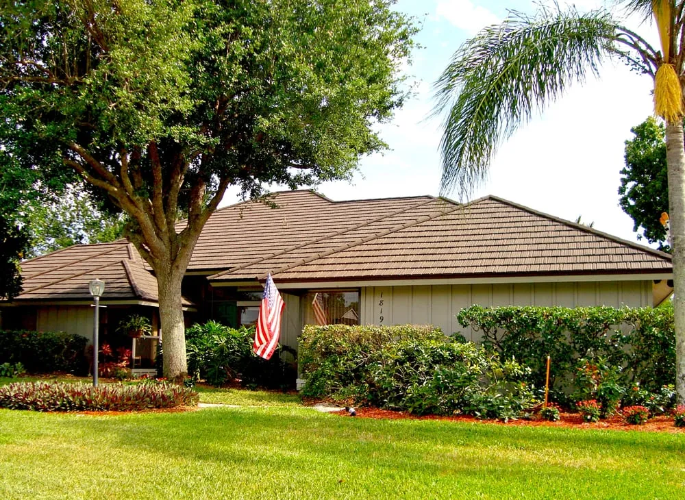 Slide of Regency Roofing Shakemasters