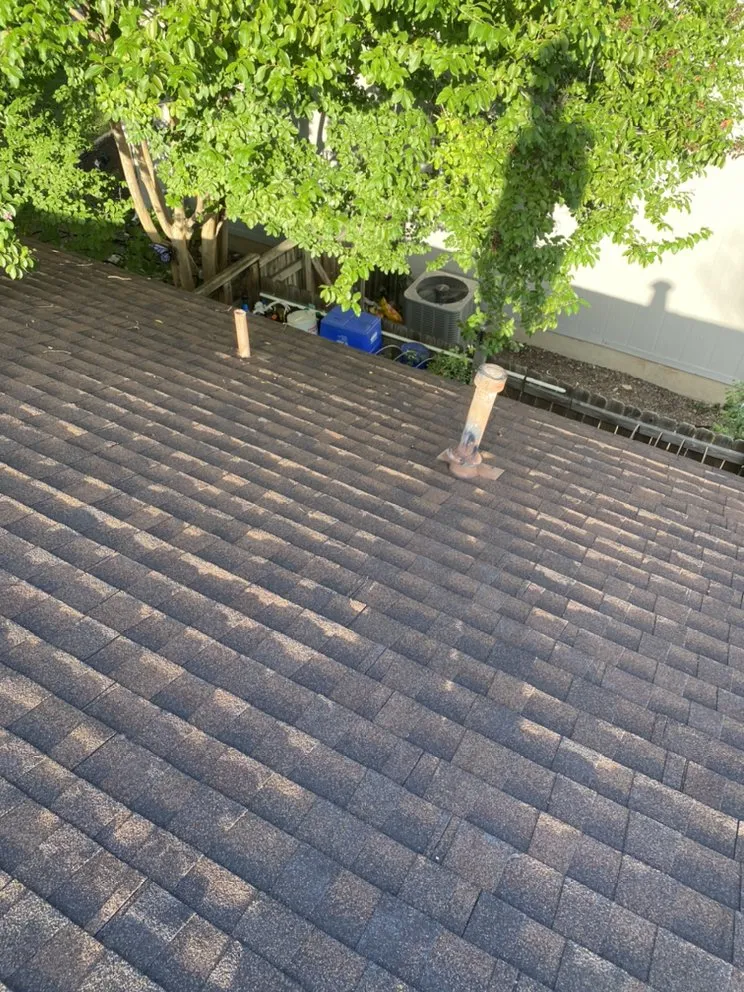 Slide of Regio's Roofing