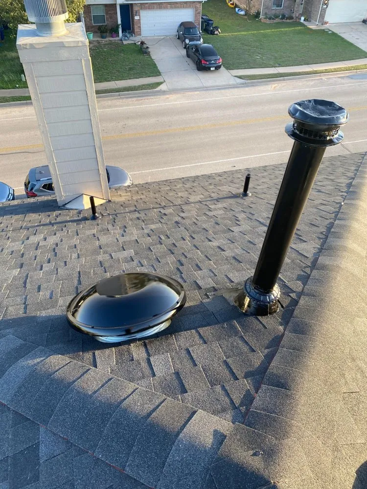 Slide of Regio's Roofing